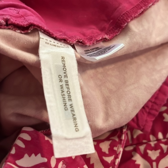 Loft Pink and white shorts - Picture 5 of 5